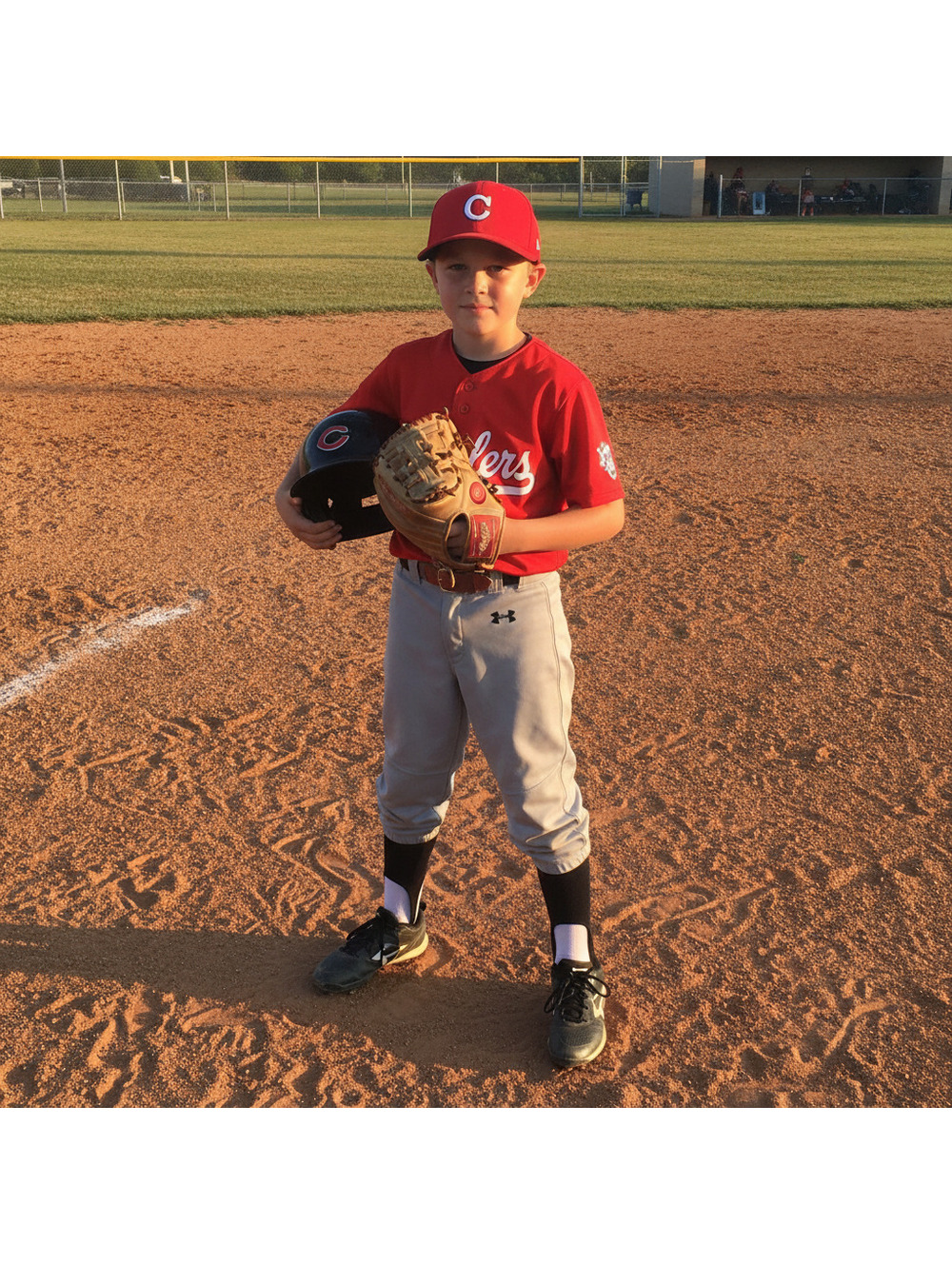 Under Armour Youth Medium Loose HeatGear Baseball Pants Gray